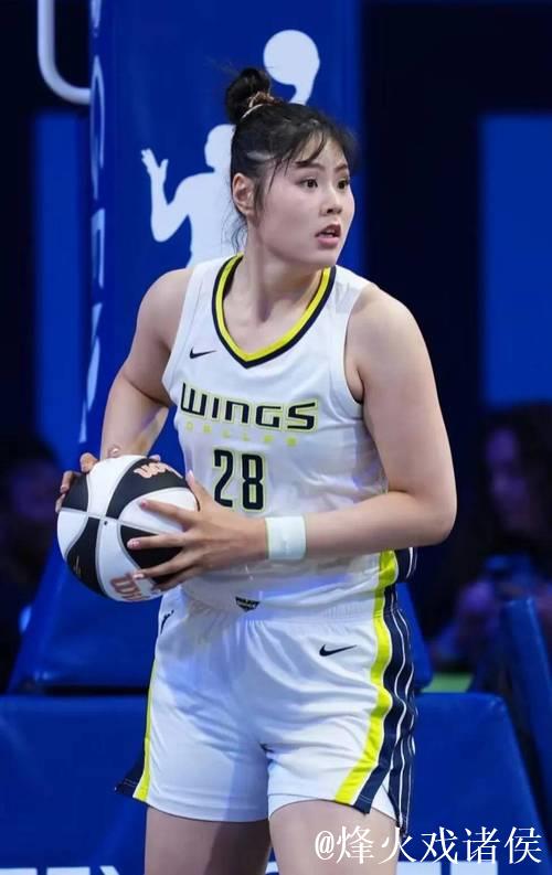 李月汝:队友和教练都在帮我 打得越来越自如 李月汝:队友和教练都在帮我 打得越来越自如