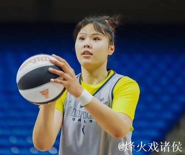 李月汝:队友和教练都在帮我 打得越来越自如 李月汝:队友和教练都在帮我 打得越来越自如