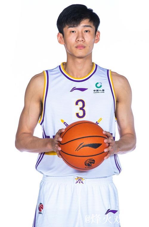 王俊杰18+7+6宁波送上海四连败 洛夫顿18+10 王俊杰18+7+6宁波送上海四连败 洛夫顿18+10