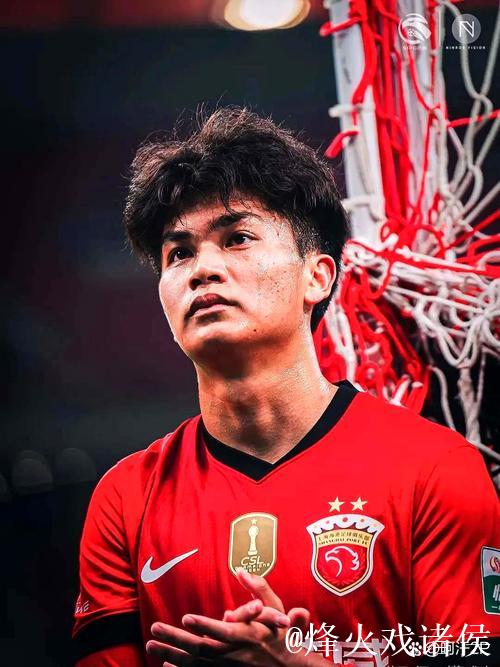 蒯纪闻贡献高光表现成最大功臣 海港后继有人了 蒯纪闻贡献高光表现成最大功臣 海港后继有人了