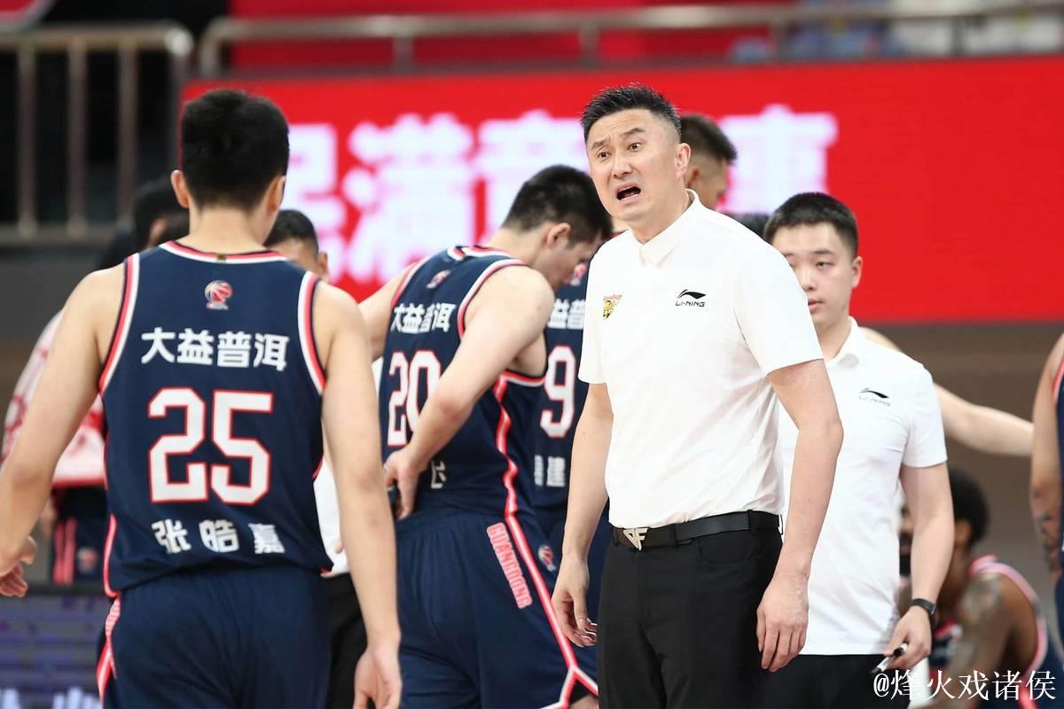 杜锋：年轻队伍把比赛想简单了 有起伏很正常